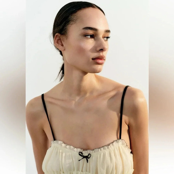 ZARA LITTLE BOW TEXTURED DRESS - Picture 2 of 12